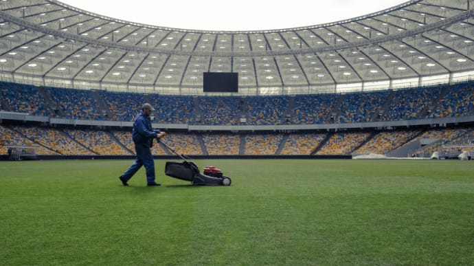В Киеве разрешили проведение футбольных матчей с болельщиками