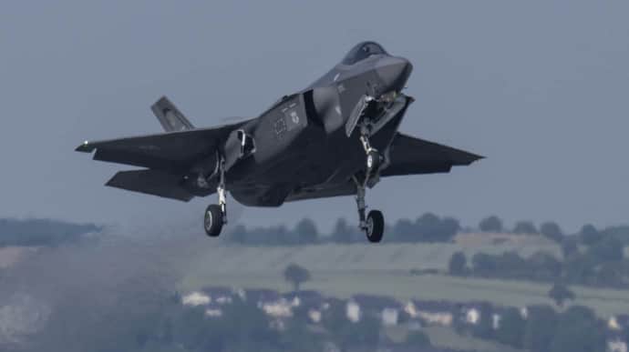 US presents first F-35 fighter jet destined for Poland