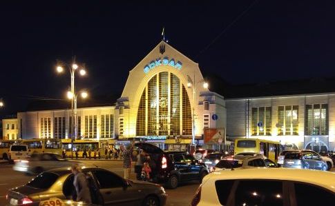 Железнодорожный вокзал в Киеве заминировали, все эвакуированы