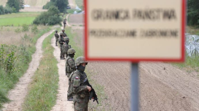 У польской границы со стороны Беларуси открыли огонь в воздух