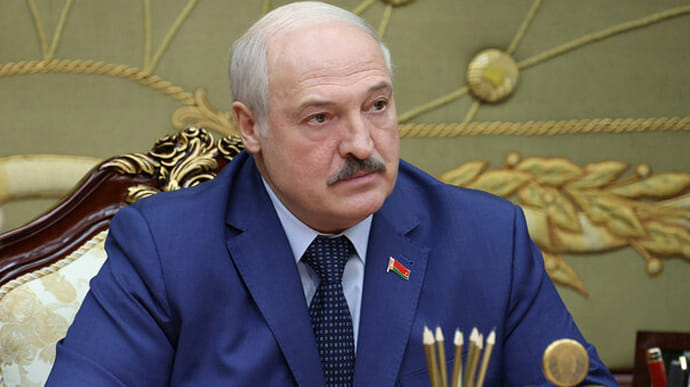 Поедут через Донбасс: Лукашенко отреагировал на угрозы Польши закрыть границу