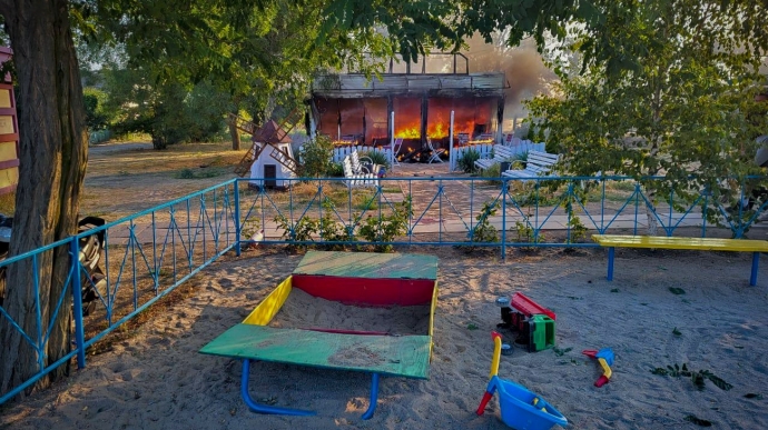 Russians strike children's café in Zaporizhzhia Oblast, one child killed – photos