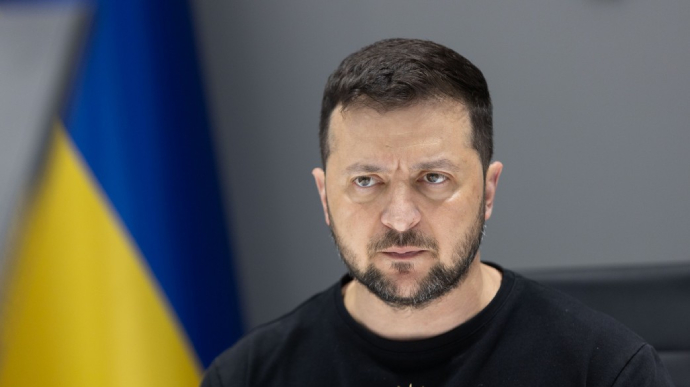Зеленский тоненько напомнил украинским чиновникам в Лугано о войне