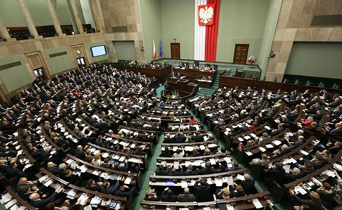 В Сенате Польши не захотели менять закон о запрете бандеризма