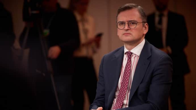 Ukraine's foreign minister leaves for Vilnius to hold talks with Baltic states and France