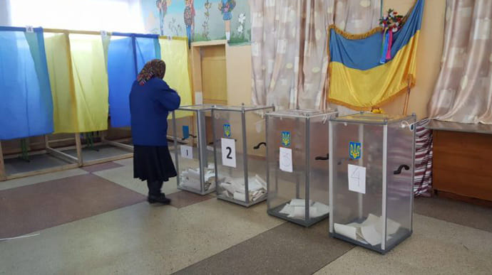 Довыборы в Раду: в обоих округах лидируют слуги