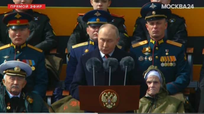 Нікому не дозволимо погрожувати нам: Путін на параді натякнув на готовність застосувати ядерну зброю