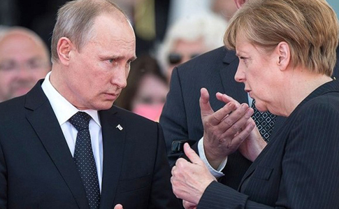 Путін і Меркель обговорили український транзит газу і Північний потік-2