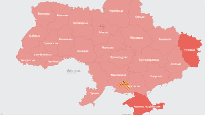 Повітряна тривога во всій Україні через зліт МіГів тривала годину