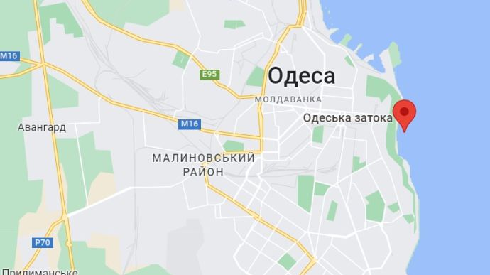 Біля берега Одеси на поверхню води спливла міна, її знешкодили