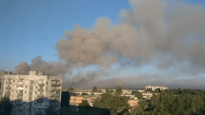 Россияне сообщают о взрывах в оккупированном ими Шахтерске