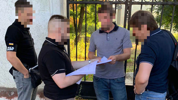 ДБР підозрює депутатів Київради в ухиленні від військової служби