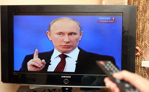 В Киеве заблокировали трансляцию десятков российских телеканалов