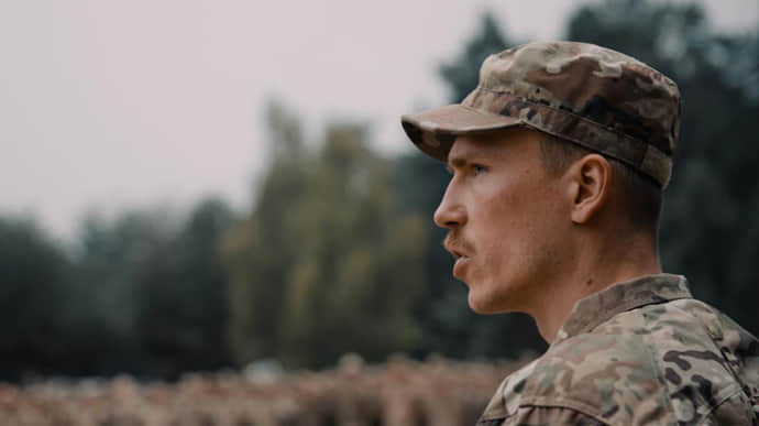 Командир Азова: Эта война надолго, призываю всех сделать сознательный выбор и взять в руки оружие