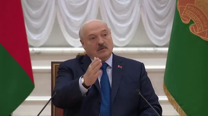 Лукашенко схиляє Україну до переговорів із РФ, ставлячи за приклад Пригожина