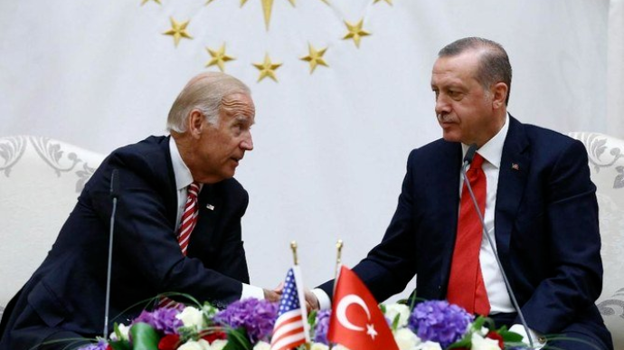 Байден и Эрдоган обсудили вопросы поддержки Украины и Швеции в НАТО