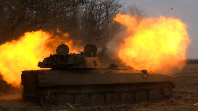 На сході України ЗСУ знищили танки, БМП і авто росіян