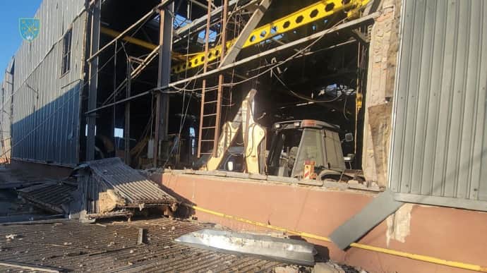 В Одесской области дрон попал в промышленный объект, а в Николаевской повредил ЛЭП