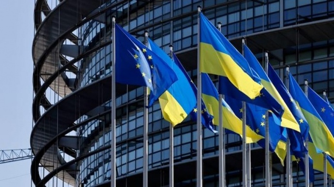 Європарламент після анексії закликав до збільшення військової допомоги Україні