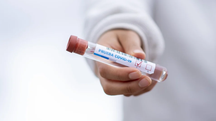 В МЗС розповіли, скільки українців хворіють на коронавірус