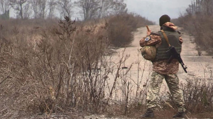 На Донбассе ранили двух бойцов ВСУ