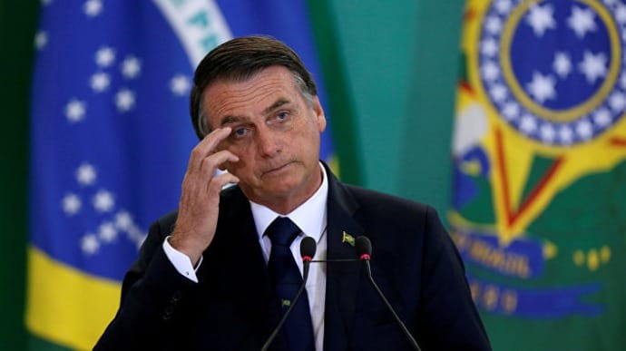 Президент Бразилії, яка потерпає від COVID-19, відмовляється від вакцини