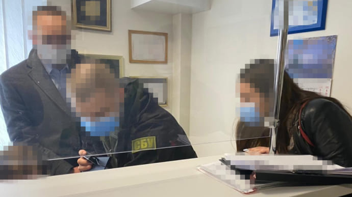 В Киеве разоблачили схему: фальшивые ПЦР-тесты вносились в приложение Дій вдома