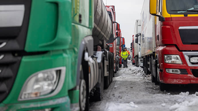 Border blockade: Polish government agrees with hauliers to suspend the protest