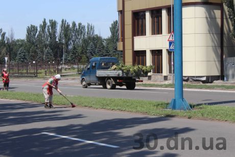 Город Енакиево инспектировали уже для приезда президента