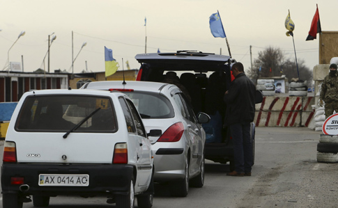 Пограничники советуют не ехать пока в Крым