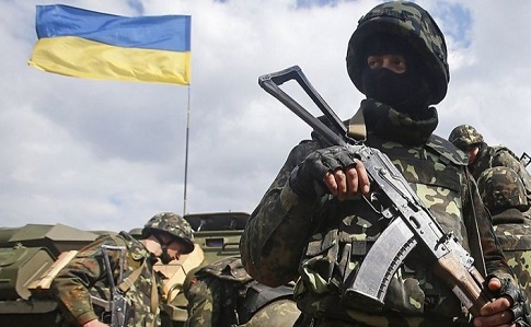 Сутки в АТО: 52 обстрела, 9 украинских военных ранены