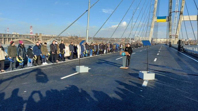 Зеленский открыл мост в Запорожье: Провозгласим Акт воссоединения в Донецке и Крыму 