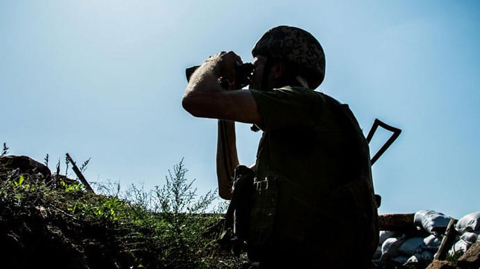 На Донбассе противник дважды стреляли из гранатометов