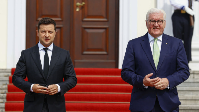 Президент Німеччини хоче приїхати в Київ, але Зеленський не хоче його бачити - Bild