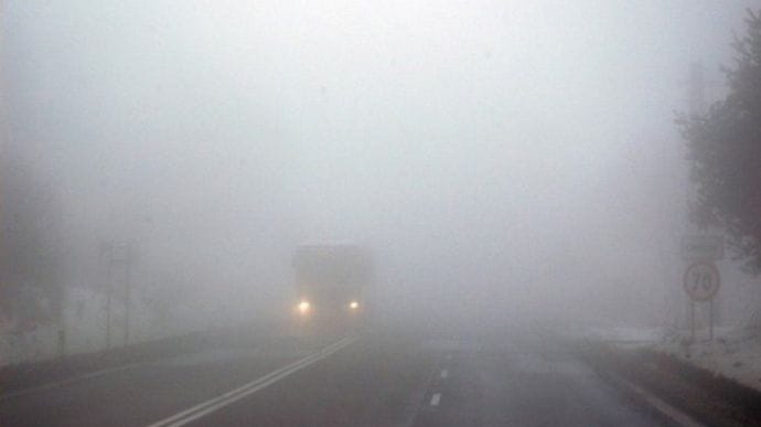 Україну накриє туман, можливе порушення руху транспорту – ДСНС