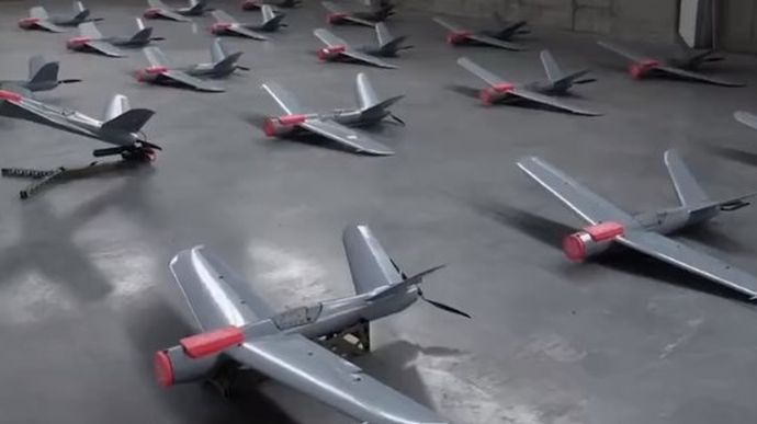 Українським воїнам на передову відправили ще 20 дронів Warmate