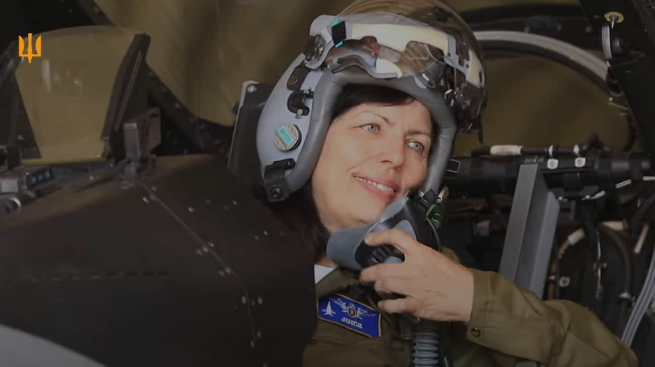 One year since death of Ukrainian Air Force pilot Juice, his mother sits in F-16 fighter jet in his honour – video