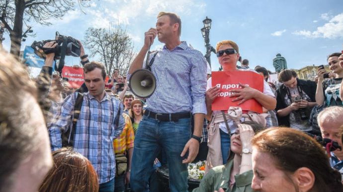 Навальний закликав росіян виходити на вулиці та боротися проти війни