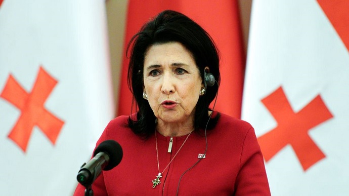 Президентка Грузії підтримала протести й обіцяє ветувати скандальний закон про іноагентів