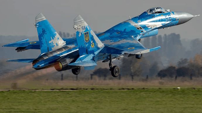 Украинский пилот рассказал FT, что в стране скоро будет нехватка самолетов и ракет