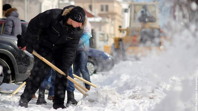 У Києві підприємців штрафують за погане прибирання снігу