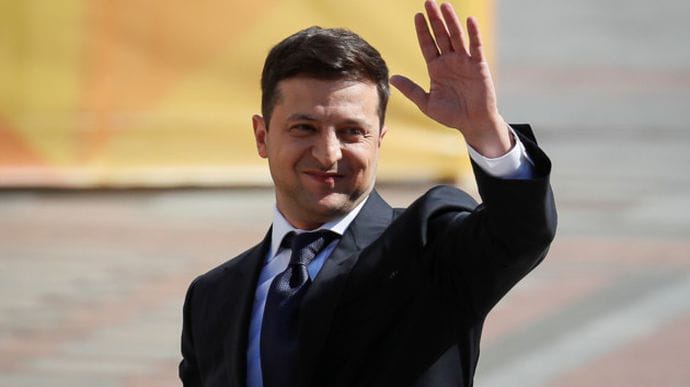 Сталася помилка: Зеленський не піде у відставку через неінформування НАЗК