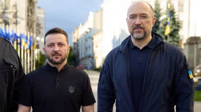 Sources in Zelenskyy's team say he is tired of Ukraine's prime minister