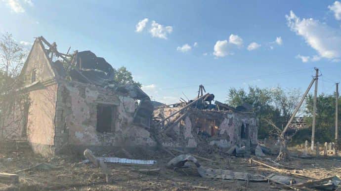 Russians destroy kindergarten in Kherson Oblast
