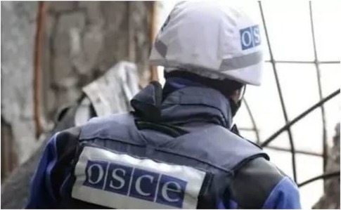 ОБСЄ за добу зафіксувала 61 вибух на Донбасі