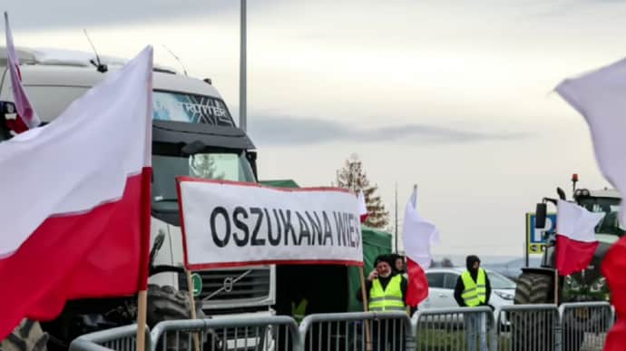 Польські фермери з понеділка заблокують ще один КПП на кордоні України