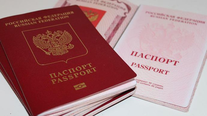 ЕС готовится усложнить оформление виз для россиян – FT