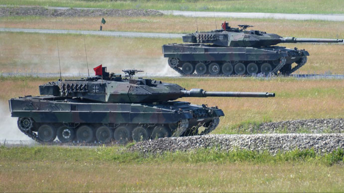 Глава Міноборони Німеччини: Скоро буде ухвалено рішення щодо танків для України