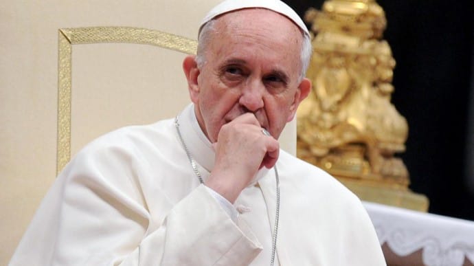 Папа Римский из-за болезни пропустит новогодние мессы