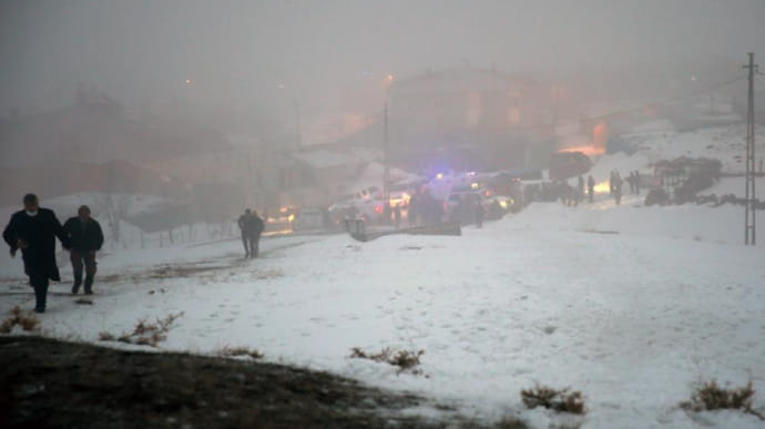 Катастрофа вертолета в Турции: погибли 11 военных, в том числе командующий корпуса